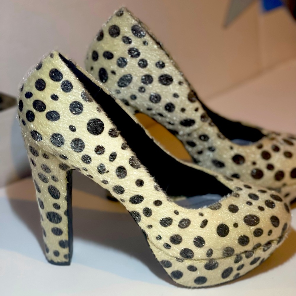 Platform maryjane fur heels